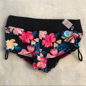 5/$38✨Pink VS Gym/Pool Shortie
